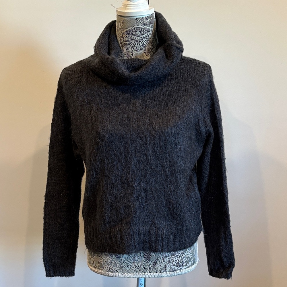 ONA SAEZ Knit Mohair Blend Funnel Neck Turtleneck Sweater Size M Charcoal Black